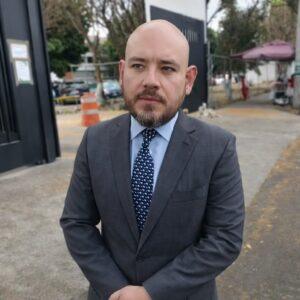 Lee más sobre el artículo Defensa denuncia retrasos y presuntas irregularidades en proceso judicial en el Reclusorio Sur