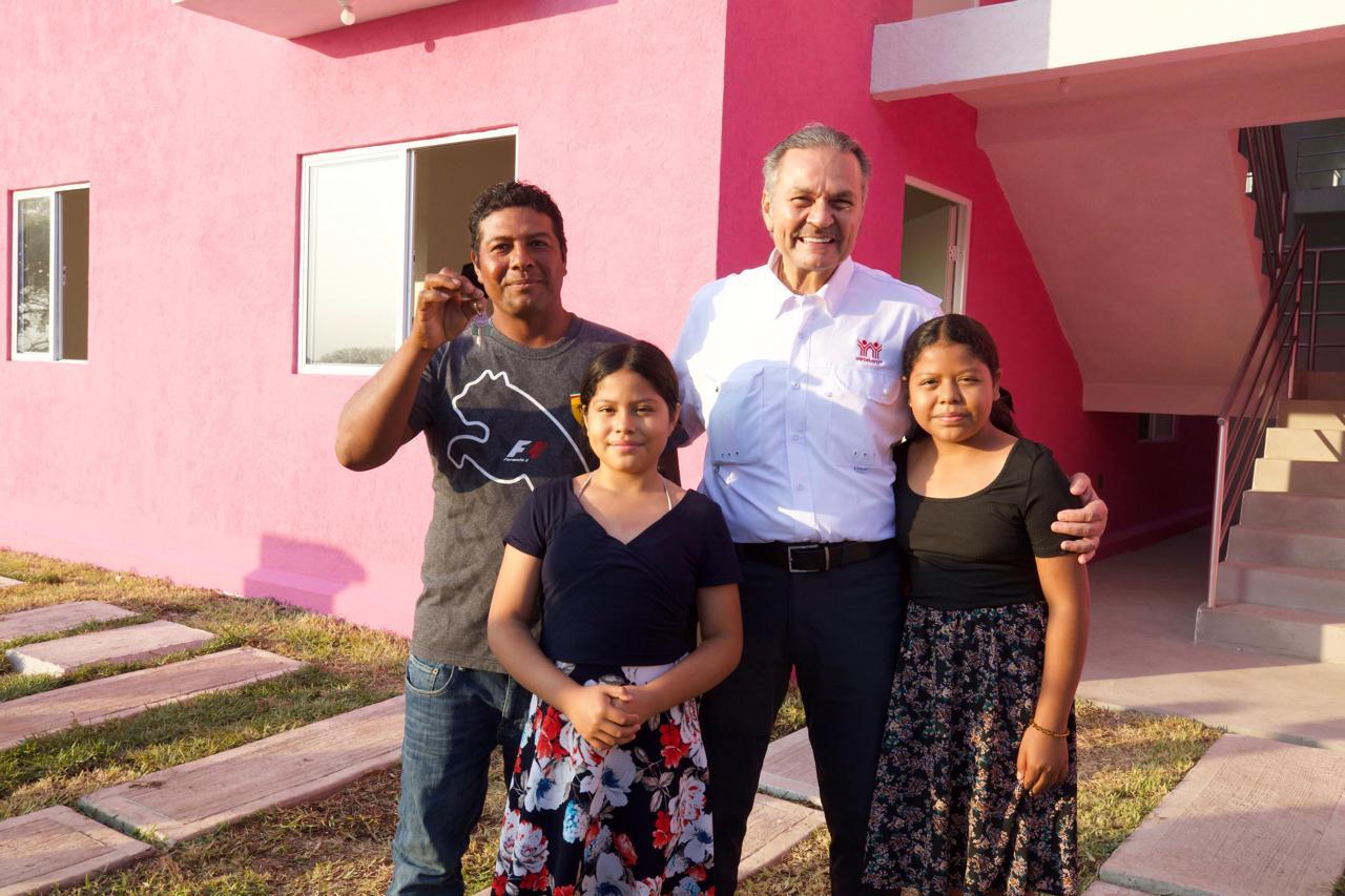 En este momento estás viendo INFONAVIT entrega en Veracruz las primeras Viviendas del Bienestar