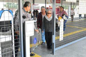 Lee más sobre el artículo EdoMéx impulsa movilidad incluyente con 49 millones de viajes gratuitos en Mexibús y Mexicable