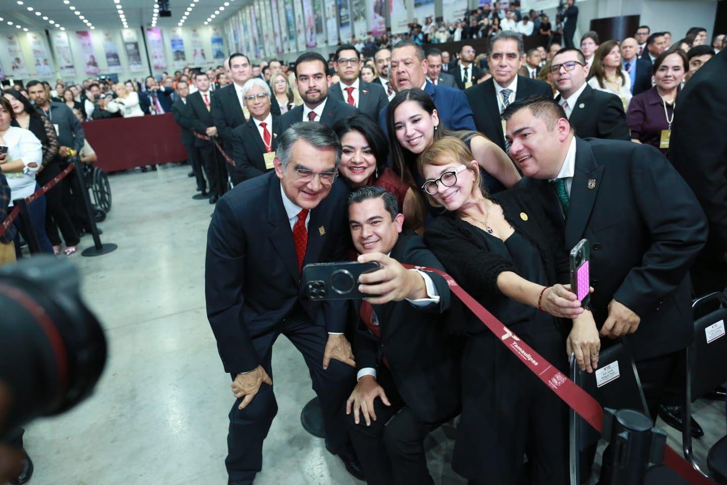 En este momento estás viendo El devenir de Tamaulipas se erige sobre un llamado a la unidad y la vigilancia, confrontando la amenaza de las noticias falsas y las pretensiones oligárquicas.
