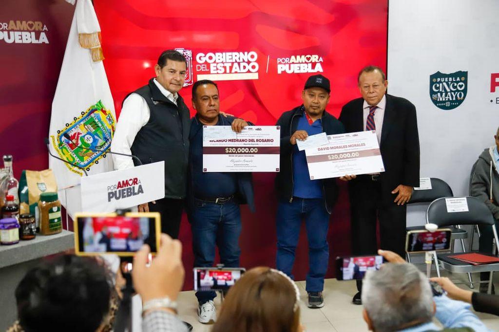 Puebla Refuerza su Presencia en EE. UU: Un Baluarte para los Migrantes y Héroes de la Patria