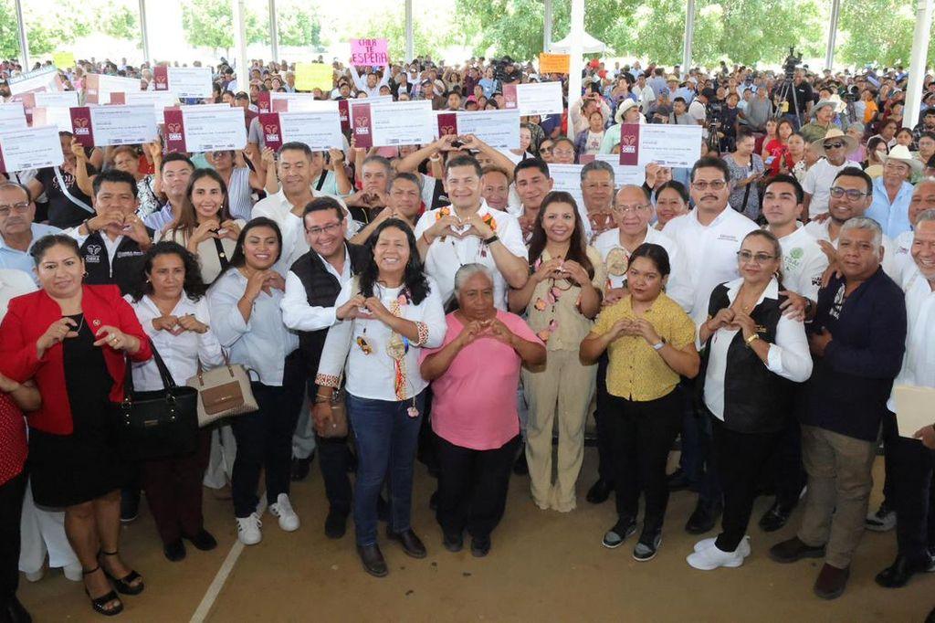 La Mixteca Poblana Florece: Estrategia Integral de Tecnología e Inversión Transforman el Campo